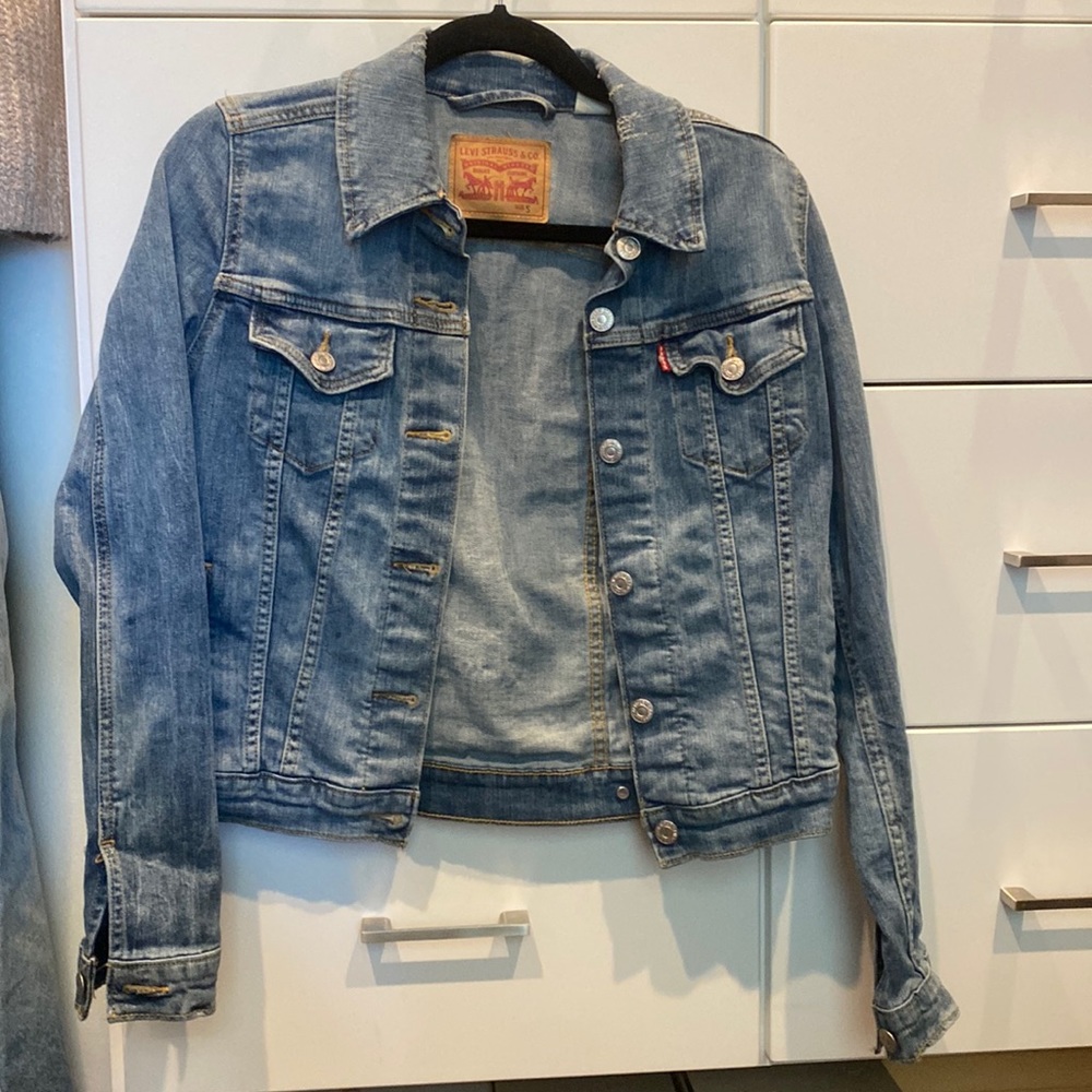 Levi’s like new denim jacket